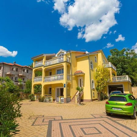 Apartments Artan Crikvenica Exterior foto