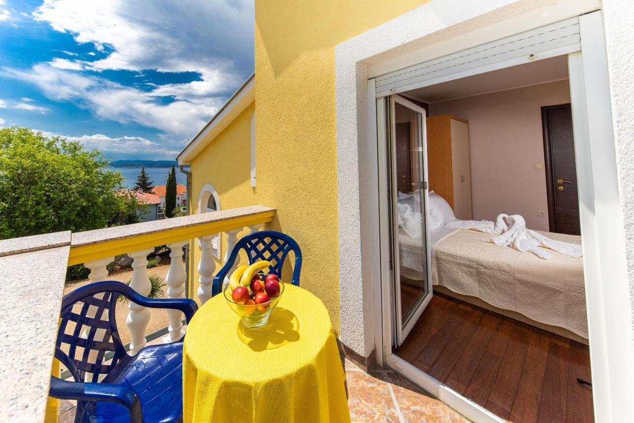Apartments Artan Crikvenica Exterior foto